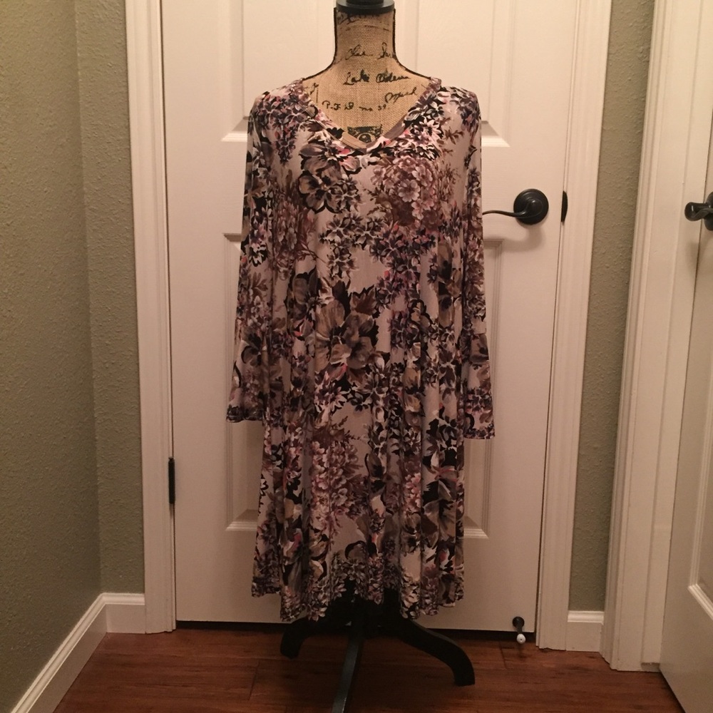 Honeyme Curvy swing dress